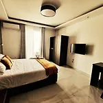 Southshore Homestay *