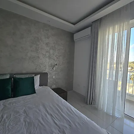 Southshore * Marsaskala