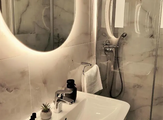 Gazde/Camere de închiriat Southshore